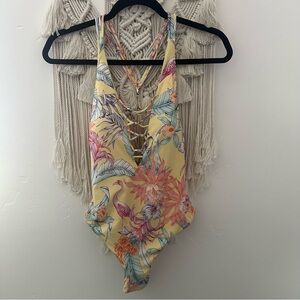 Tinibikini | one piece swimsuit